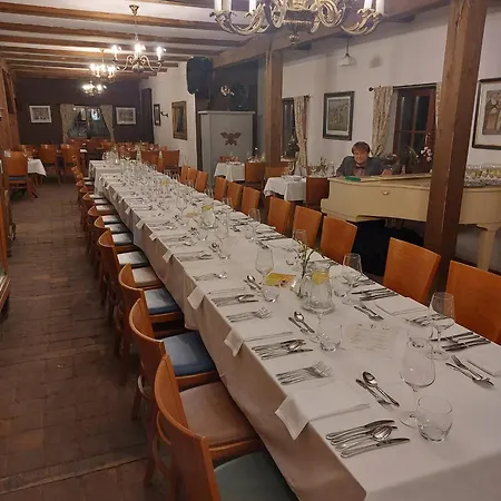 安雷尔博塔尼卡酒店 4*