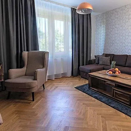 Areal Botanika Отель Унхошт